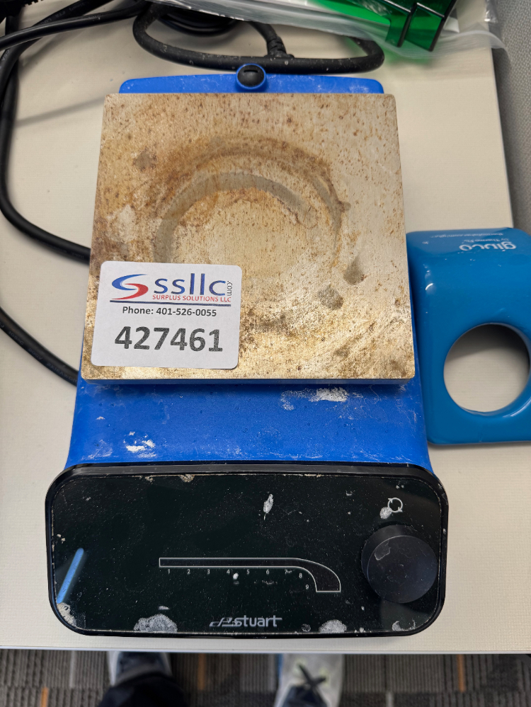 Image of Cole-Parmer Stuart Magnetic Analog Stirrer